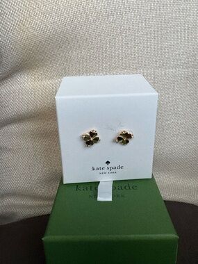 Kate Spade New York Spade Flower Stud Earrings